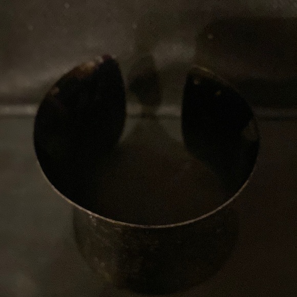 #5- Vintage Pewter engraved design cuff bracelet - Picture 5 of 8